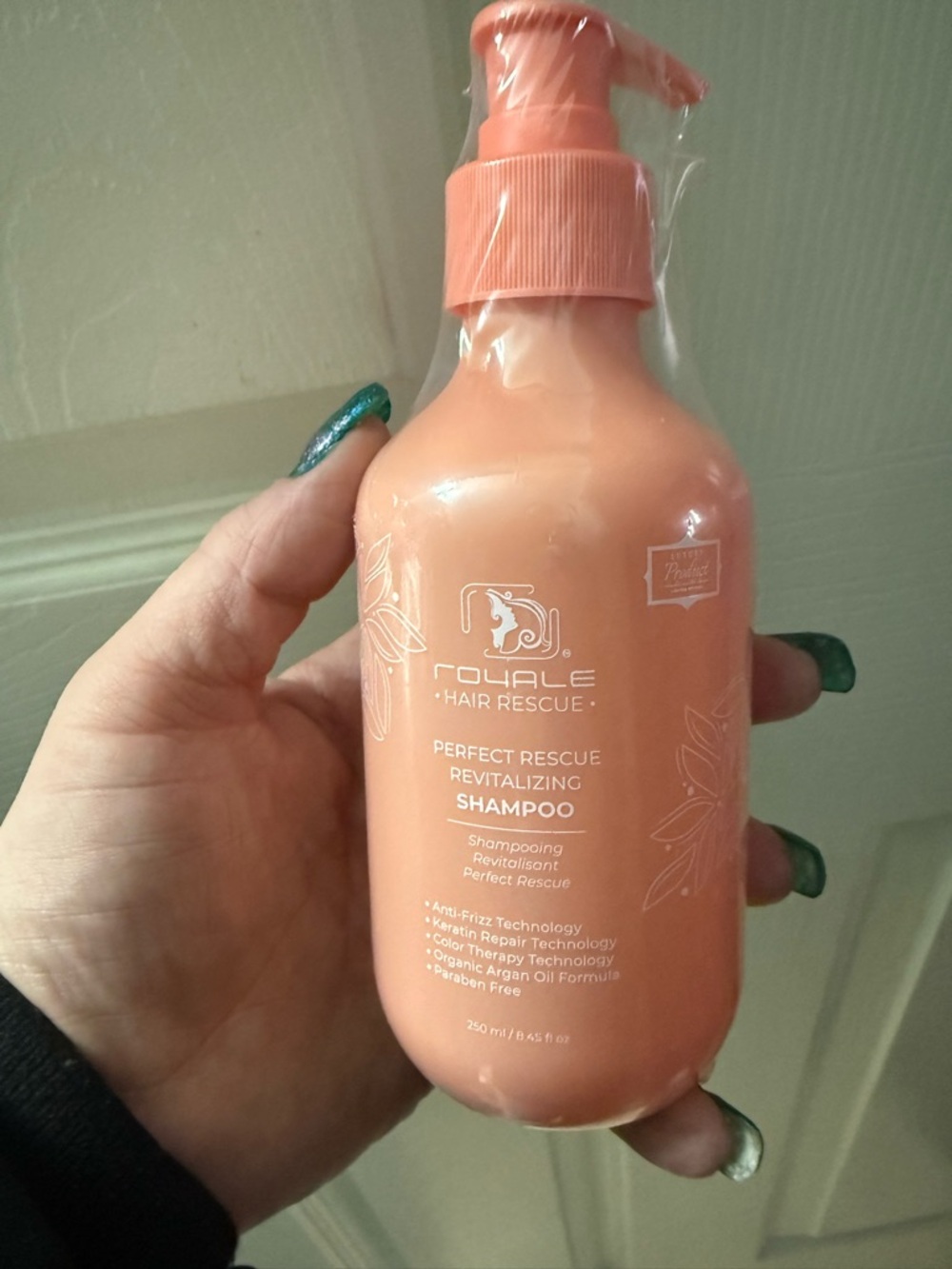 Royale Hair Rescue Perfect Rescue Revitalizing Shampoo-brand new unopened!